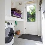Semesterbostad Cozy No 2 Wellness Hottub, Sauna En Houtkachel Hernen