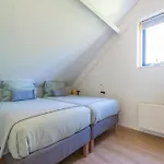 Cozy No 2 Wellness Hottub, Sauna En Houtkachel Semesterbostad *