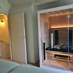 Cozy No 2 Wellness Hottub, Sauna En Houtkachel Semesterbostad Hernen