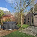 Cozy No 2 Wellness Hottub, Sauna En Houtkachel Semesterbostad *