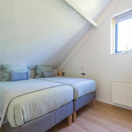 Cozy No 2 Wellness Hottub, Sauna En Houtkachel Vakantiehuis *