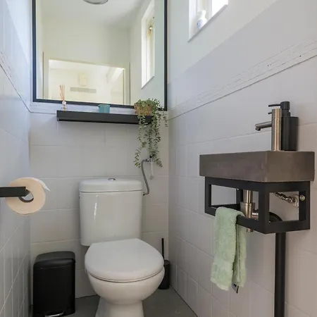 Hébergement de vacances Cozy No 2 Wellness Hottub, Sauna En Houtkachel *