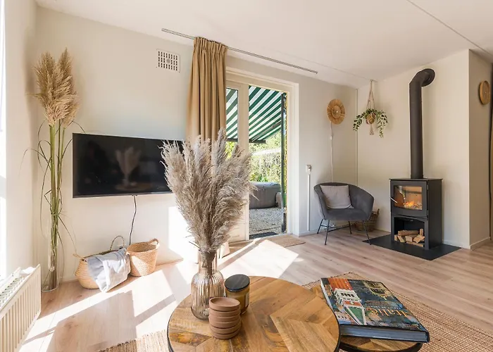 Cozy No 2 Wellness Hottub, Sauna En Houtkachel Vakantiehuis Hernen