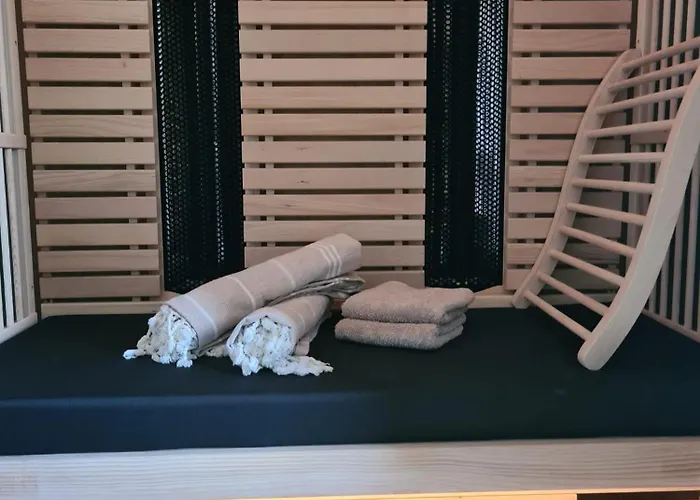 Vakantiehuis Cozy No 2 Wellness Hottub, Sauna En Houtkachel Hernen