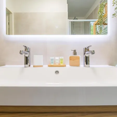 Cozy No 2 Wellness Hottub, Sauna En Houtkachel בית נופש *