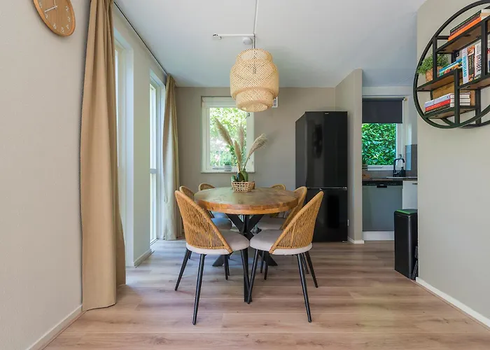 Cozy No 2 Wellness Hottub, Sauna En Houtkachel *